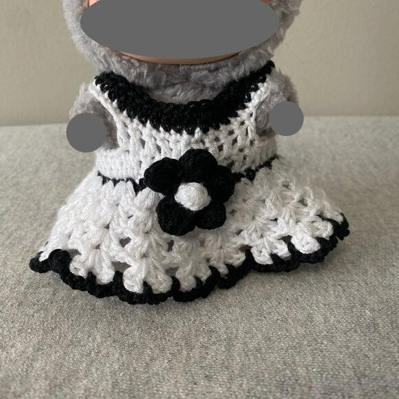 Handmade Crochet White Black Outfit for 17cm Plush Doll 2-Piece Set - Picture 7 of 8